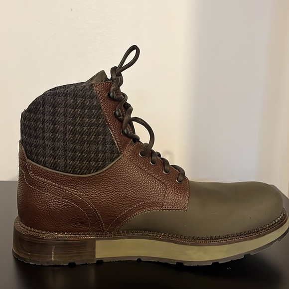 Louis Vuitton Boots - Picture 6 of 14